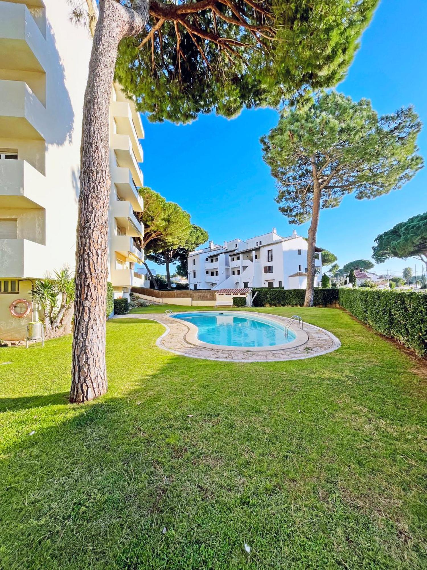 Apartamento En La Escala Con Piscina Y Parking L' Escala Eksteriør bilde